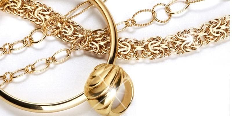 What Does 585 Mean on Jewelry? Gold Markings Explained