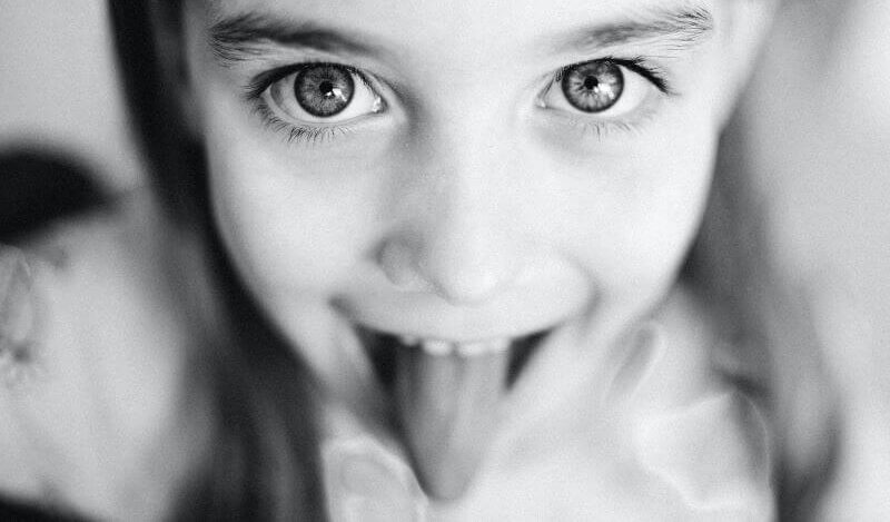 What Does It Mean When Your Tongue Itches? Myths and Medical Causes