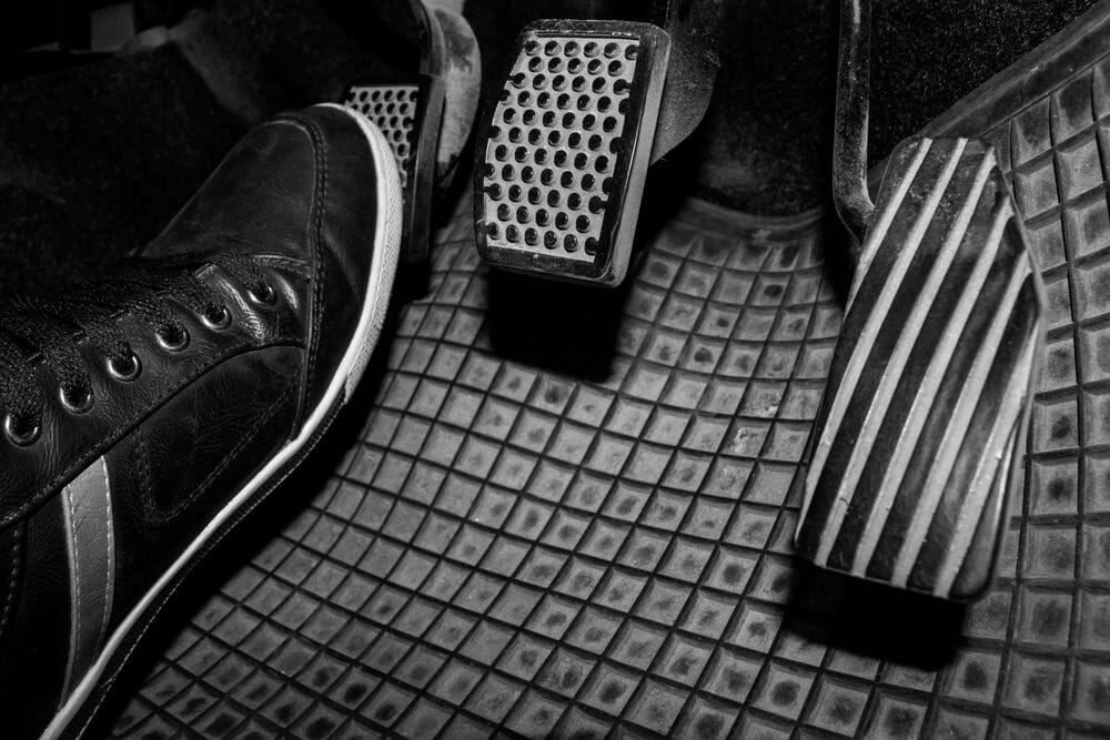 What Does Dumping the Clutch Mean? Driving Techniques Explained