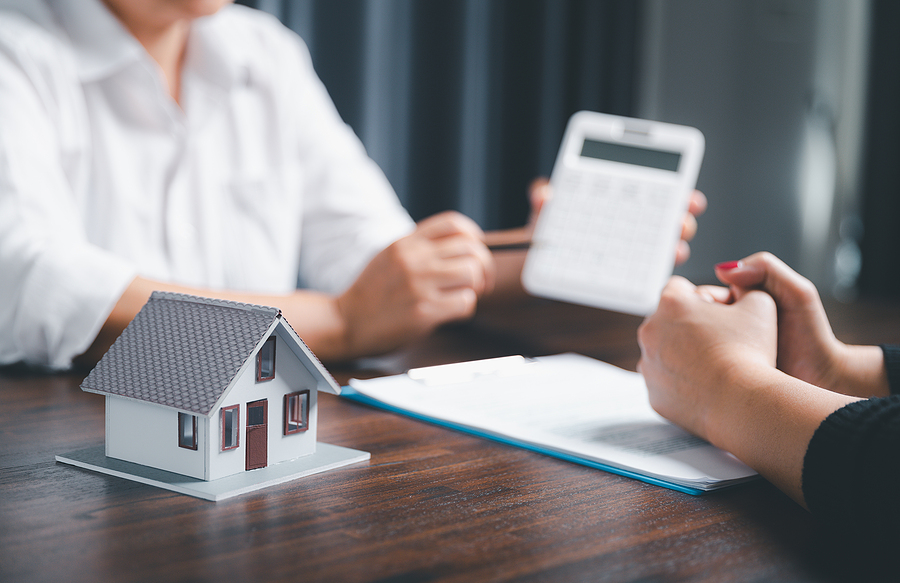 What Does Conveying Mean in Real Estate? Legal Transfers Explained