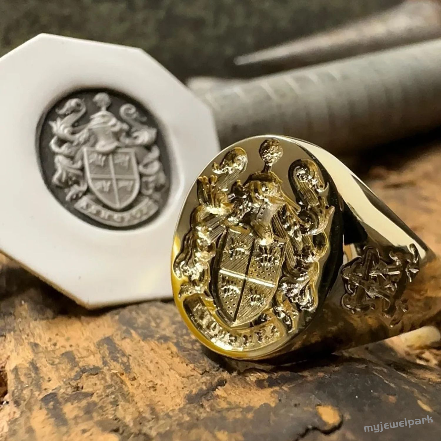 What Does Wearing a Black Ring Mean? Style Signals and Symbolism